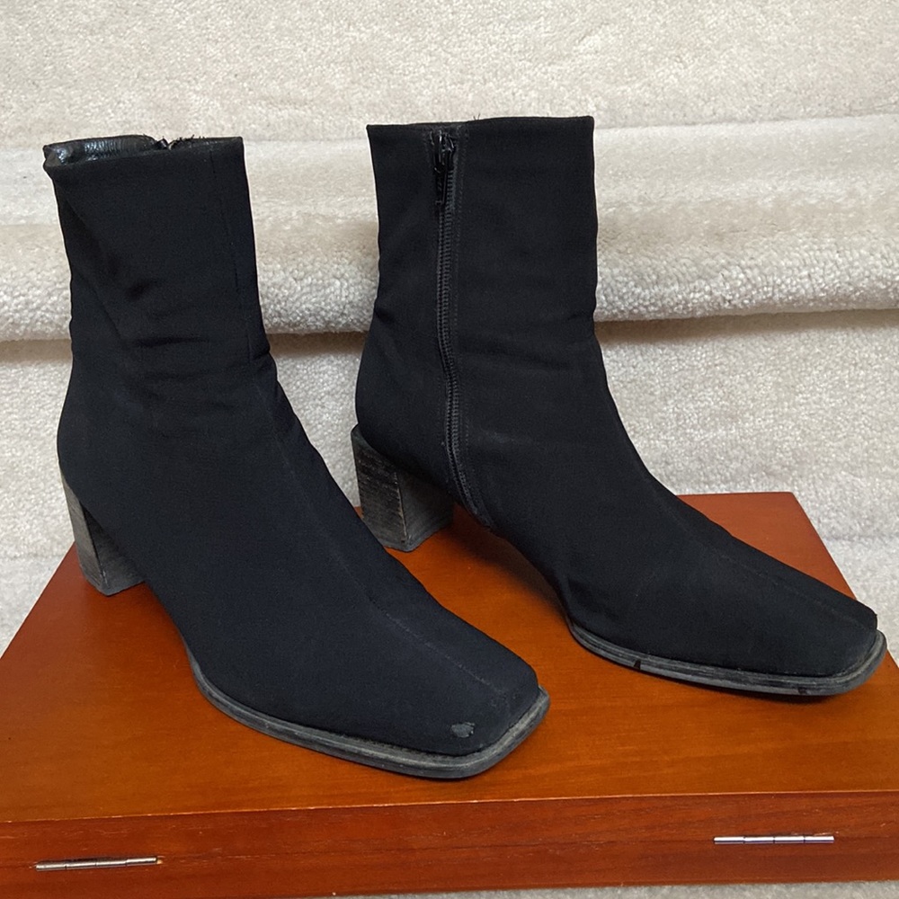 stuart weitzman ankle boots